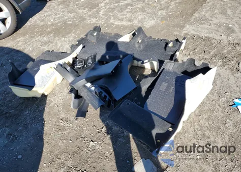 2019 Volvo Xc40 T5 Inscription z USA, uszkodzony, nr VIN YV4162UL6K2107173